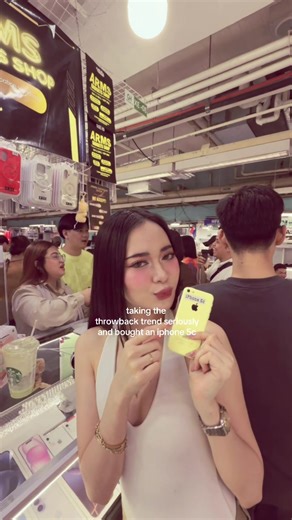 should be domo-kun instead of labubu but anyways | iPhone 5s