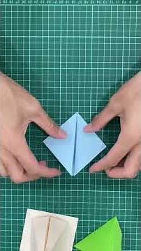 Seamless pentahedron square base pyramid
