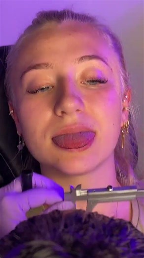 QUEEN OF THE SNAKE EYES 👀 #mirrdopiercings #piercings #rotterdam