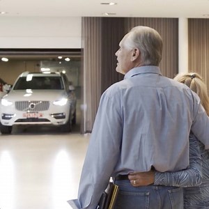 21K views · 252 reactions | Die erste Fahrt in einem neuen Volvo ist immer ein Erlebnis. Wir machen es unvergesslich: mit der Volvo Factory Delivery Experience. Hol deinen neuen Volvo V60, XC60, V90 oder XC90 persönlich in Göteborg ab: https://volvoca.rs/2w4Bd3K Volvo - Factory Delivery Experience | Volvo Car Deutschland | Facebook