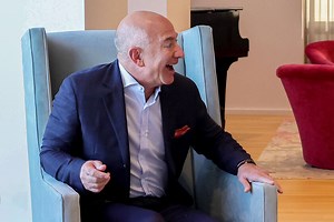 Las acciones de Amazon batieron un récord histórico en su cotización. Así que Jeff Bezos las vendió por 4.930 millones