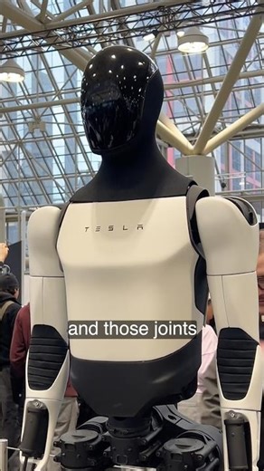 This Tesla Robot's Joints Are Insanely Detailed #teslaoptimus #technology #robotics