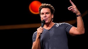 Comedian Dane Cook to perform in downtown Indianapolis this fall