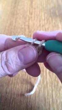 Working a dc. into 2nd ch. from hook