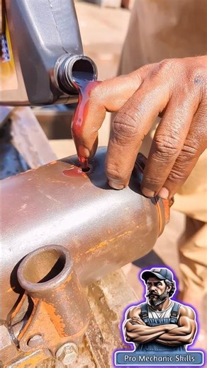 30 Ton Hydraulic Jack Refilled with ONE Finger 😱 Unbelievable! #shorts #viral #skills #diy #ideas