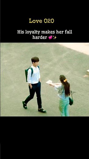 His loyalty makes her fall harder 💞✨#loveo2o #cdrama #shorts #short #love #crush #viral #cdrama