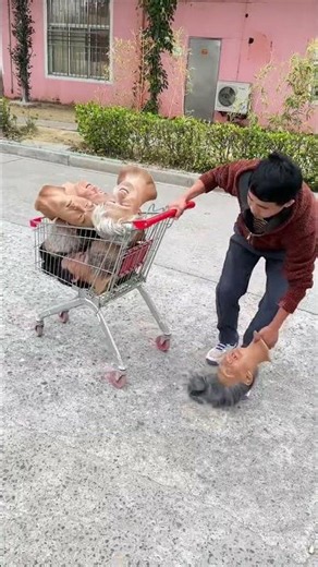 What would be the situation if this scene appeared on the street?