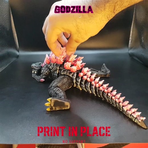 godzilla_2024_flexi_print_in_place 🔥 ¡Presento mi nuevo modelo de Godzilla flexi articulado, disponible exclusivo en Cults 3D! 🦖✨ Se imprime en una sola pieza y, al girar las piernas, ¡Godzilla se mantiene de pie solo! 😱💥 Imprimible al 100% o reducido al 75% sin perder detalle. Ideal para fans del cine y la impresión 3D. 🎬🖨️ 📲 Descárgalo ya y dale vida a este icónico monstruo en tu colección. 🔩⚙️@cults3d #Godzilla #Impresion3D #FlexiArticulado #Cults3D #Godzilla2024 #Modelado3D #Juguetes