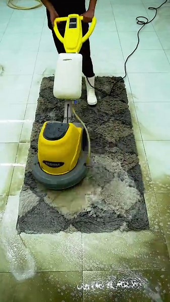 Get your satisfaction #satisfying #asmr #soclean #carpetcleaning | cleaning asmr