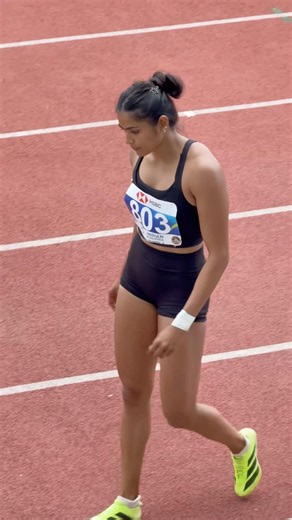 100meter hurdles women #trackandfield #athletics #trackwork #athlete