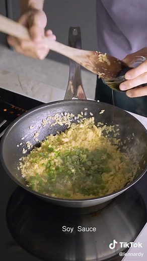 How to Make Delicious Wok-Hei Fried Rice on an Induction Hob