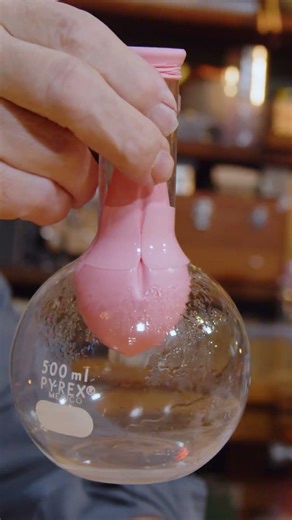 Can you inflate a balloon inside a bottle? Give it a try! #science #challenge