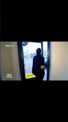 Junge Frau ihr Mentos Meme