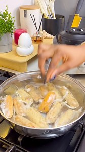 Homemade Chicken Sausages that taste so good 🤤, it’s really easy to make and you can sleep well knowing you don’t have to worry about nitrates 😉Will you try this? Spices used SaltChicken seasoning SazonGarlic powder Onion powder Paprika Chilli pepper BBQ sauce (optional)Food processor #homemade #sausage #explore #explorepage #viral | mealswithabi