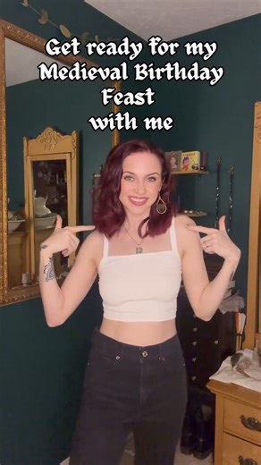 Dress like a fantasy princess in ren faire! 🎬@myladygervais #fantasyworld #fantasyfashion #cottagecoreaesthetic #fairy #fairycoreaesthetic #Spring2025 #summmer2025 #springvibes #outfitdiaries #corsettop #renaissancefestival #renaissancefaire #viral2025 #ottd | Scarlet Darkness Brand