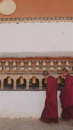 In Bhutan, Buddhism is more than a religion—it’s a way of life woven into daily rituals, vibrant festivals, and serene monasteries, shaping the nation’s identity and guiding its path of harmony and compassion. #BhutaneseBuddhism #SpiritualHeritage #PrayerFlags #MonasticLife | Terra Ignota Tours