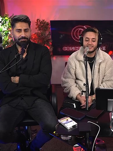 Johnny Romano & Connect-R 🔥 Momentul acesta cu Na Janau - Johny Romano şi Connect-R este din LIVE-ul de la Pepe, de la CONCERT ONLINE, care livrare de muzica bună o găsiţi integral aici: REUPLOAD - CONCERT ON !!!...🔥