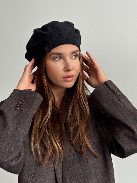 Merino Wool Beret, Classy Beret for Women, Handmade Beret in Black, All Seasons Head Accessories, US Duties Included - Etsy