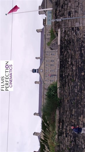 Dublin: The Heart of Ireland 🇮🇪🎬 The energy of Dublin is unmatched. 🇮🇪🎻 From the live music spilling out of Temple Bar to the historic bridges over the Liffey; this city has a soul of its own. In this 30-second teaser, I captured the moody yet vibrant atmosphere of the Irish capital. This is just the beginning. The edit focuses on the rhythm of the city and the warmth of its culture. 🎬 Want to experience the full 4K cinematic film? Watch the complete edit now on YouTube! 👉 Search for: fi