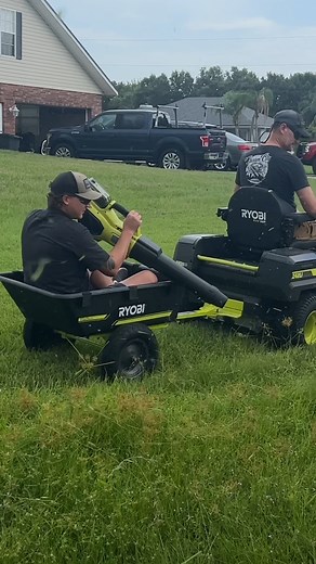 42K views · 274 reactions | Work smarter, not harder!  The RYOBI TOOLS USA Tow-Behind Dump Cart lets you get creative with your yard work! #tools #tool #yardwork #lawncare #lawnmower #cart #towcart #towbehind #ryobi #batterypowered #grass #mowing #mower #ptrryo23 | Pro Tool Reviews | Facebook