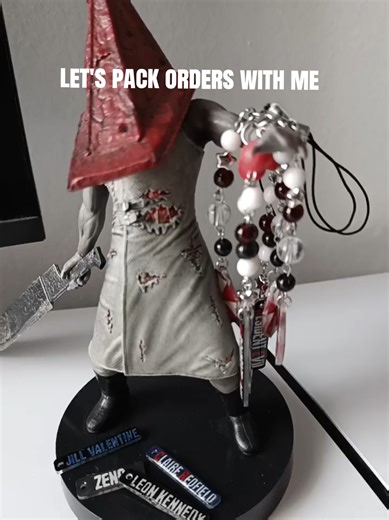 thank you the support only 2 Resident Evil left from the restock 🥹 #viral #fyp #keychain #residentevil #keychainbusiness