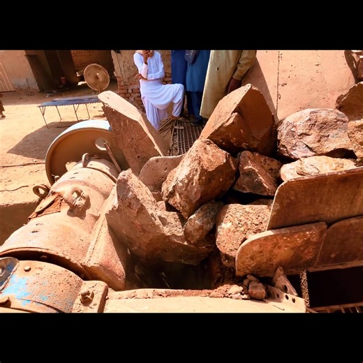How is Stone Crushing Actually Done on a Small Scale? | SteelySam