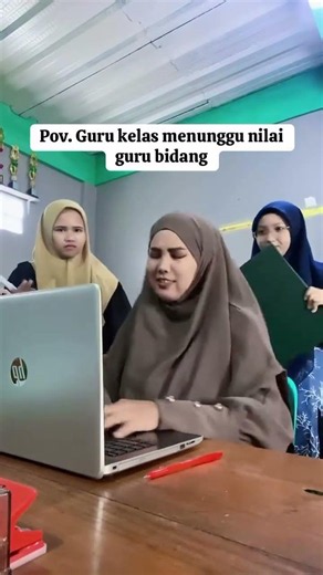 POV. Guru Kelas Menunggu Nilai Guru Bidang