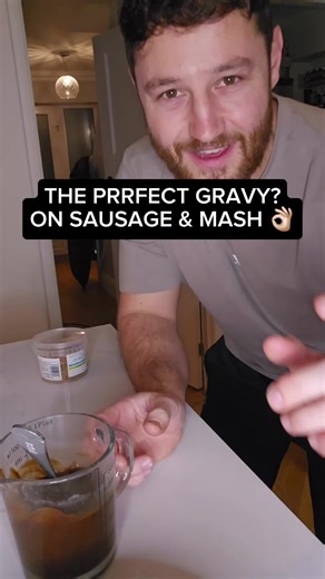 How to Make Proper Gravy: A Foodie's Guide