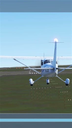 Cessna 172 landing ( my first vid!!!!!) xplane