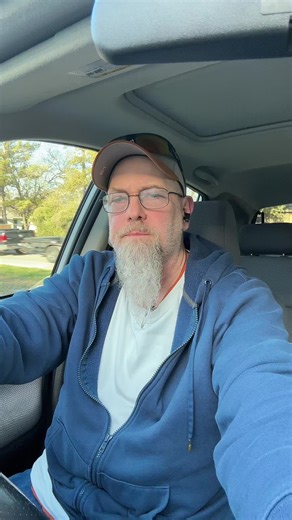 #jokeoftheday #chicken #northpole ok this is funny