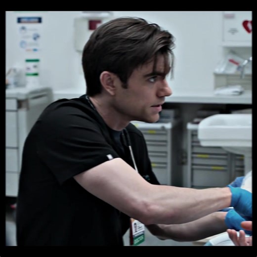 #FRANKLANGDON — he looked so good in the new episode 🤭 | #franklangdonedit #thepitt #editor #fyp scp: gayz0mbi3_scenes on ig