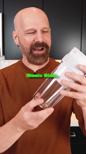 Bionic Blade vs Blendjet 2 - The Ultimate Portable Blender Showdown #bionicblade #blendjet2 #blendjet #blender #portableblender #kitchengadgets #kitchengadgets2023 #blenderbottle #giftideas #giftideas2023