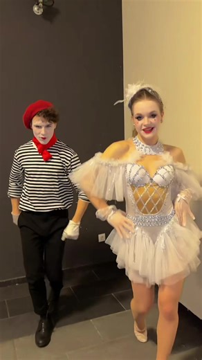 Captivating Mime Dance Duo Performance