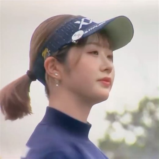 ひろを/Hiroo Sekidera | 『犬とバカ猫』 ┈┈┈┈┈┈┈┈┈┈ 樋口久子 三菱電機レディスゴルフトーナメント 2nd Round 都玲華 ウォーミングアップ ┈┈┈┈┈┈┈┈┈┈ @miyakore___0218 「いなくなってから気づいたんだなぁ」 ひろを... | Instagram