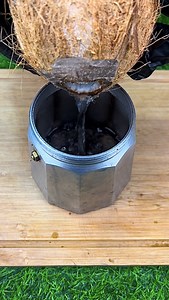Mezcla agua de coco con café! | Mundo De Recetas