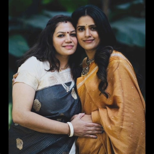 Thanuja Puttaswamy Latest Beautiful Photos with Natraj Master's Wife Neethu Natraj