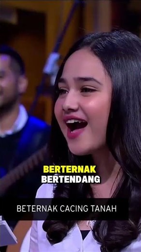 Desta gagal fokus karna mulut syifa terlalu bagus #syifahadju #desta #tonightshow