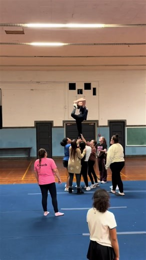 Another 4 hour comp practice in the books🩷💙📣🎀 #fyp #allstarcheerleading #cheerpractice #cheerleadingtiktok #cheerstunts