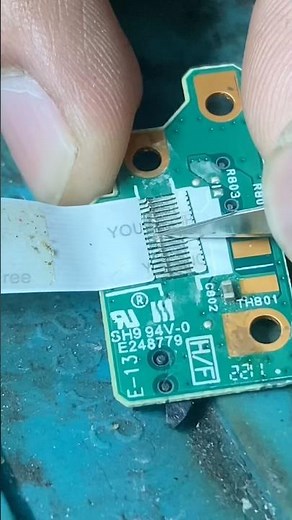 CD 💿 drive use error cable damage repair #laptoprepair #tech