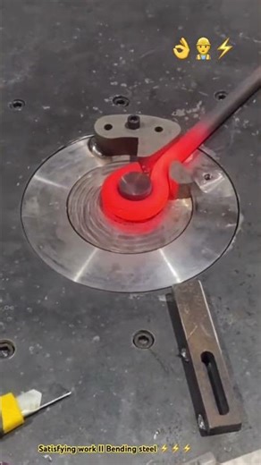 Hot-steel bending into hook 🪝