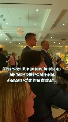 😢🥺 a man in love 🤍 #groom #lovestory #ilovedherfirst #fatherdaughterdance #brideandgroom