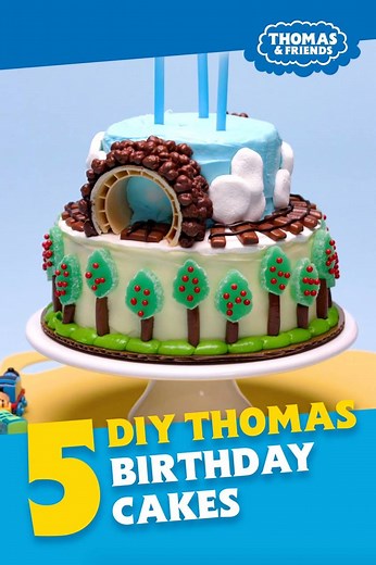 Planning a birthday party? Try one of our awesome (and easy!) Thomas train cake ideas! | Thomas & Friends