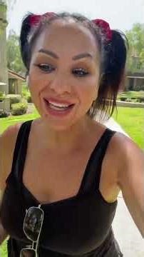 How to introduce yourself and the speaker before your private launch Zoom