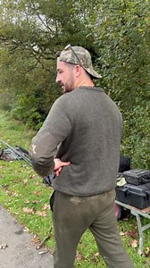 COULD YOU PUT UP WITH THIS?😂 Do you prefer peace and tranquility, or something a bit more lively? Hordes of kayaking kids certainly made for a colourful backdrop to our quest to catch a Cornish canal carp! 🤔 What to expect from this film? _______________________________ ⏰ 40-min film 🚐 Mega Carpy Road Trip! 🧭 Henry Lennon heads Southwest! 🎣 Action-Packed, Day-Ticket Film ℹ️ Learn to Tackle Canals! 🧙‍♂️Henry Lennon 🎬 County Lines ✅ Available NOW! ____________________________ 😍What do you 