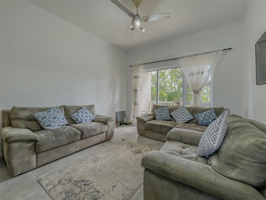 R 1 350 000 | 2 Bedroom Apartment in Manor Estates | Private Property