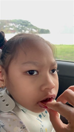 Alhamdulillah ke2 x nya kk nai bisa makan mie lidinya #shorts