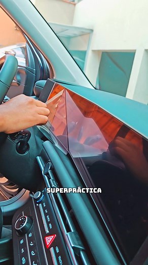 🌟 ¡Protege Interiores con PPF! 🖥️✨ ¿Tus pantallas de interiores están sufriendo rayones y desgaste? ¡No te preocupes! Ofrecemos el mejor servicio de PPF utilizando maquinas de corte para un acabado impecable. 🚀 🔹 Cortes Precisos: Nuestra película de protección se corta con maquina, asegurando que cada diseño sea perfecto, sin errores típicos de los cutters que rayan tu auto. 🎯👌 🔹 Resistencia a Rayones: La PPF evita daños y mantiene la claridad de tus pantallas. 🛡️ 🔹 Aplicación Profesion