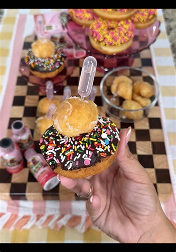 Morning Caffeine fix 🍩 @5hourenergy new flavor, “jelly donut” pairs perfectly with your morning donut! Taste so good and gives you that perfect morning boost of energy we all need! #5hourambassador