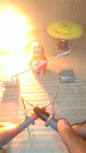 Yellow Spinner With LED Light Switch machine #dcmotor #project