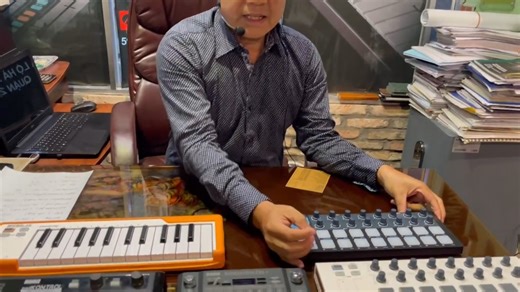 3.9K views · 50 reactions | Xả kho mỗi loại còn 1 cái xem video ‼‼ - Arturia Microlab - 1.5tr - Arturia BeatStep - 1.9tr - Arturia Minilab Mkii - 1.6tr - Korg Pad Kontrol - 2.5tr - Korg Kaosilator Pro Plus - 4.9tr | Bảo Nhạc Việt | Facebook